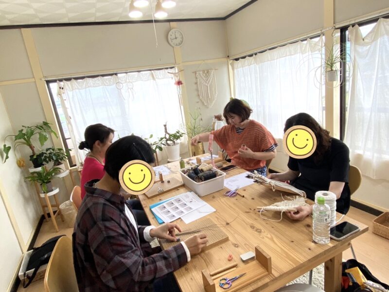 香川県のマクラメ教室│天然石shop原石トミー